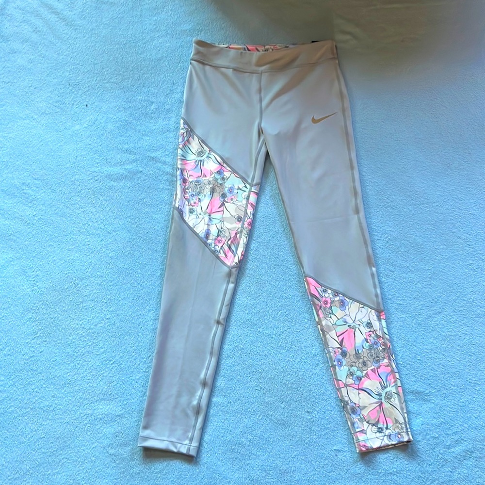 Nike athletic leggings
